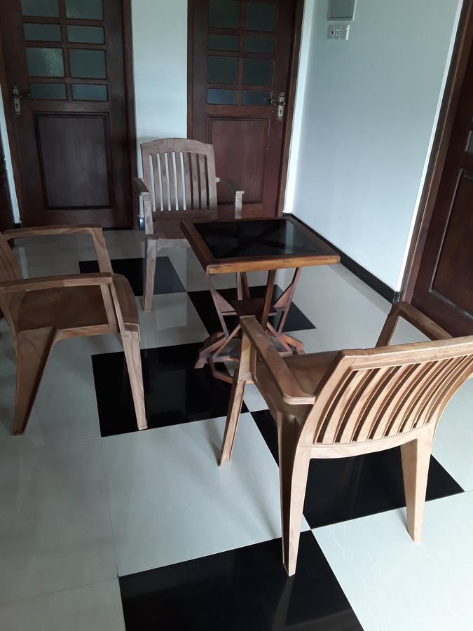 Darshani Hikka Villa Hikkaduwa Exterior foto